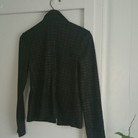 Stylish Blazer - Picture 3 of 3